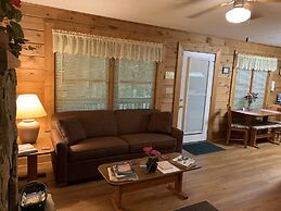 Misty Creek Log Cabins