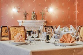 Polyarnaya Zvezda Hotel