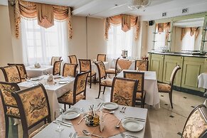 Polyarnaya Zvezda Hotel