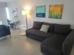 Artrageous on the river By RocketStay