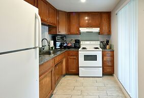 Artrageous on the river By RocketStay