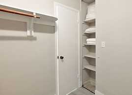 Artrageous on the river By RocketStay