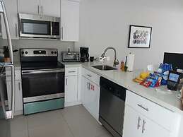 Artrageous on the river By RocketStay