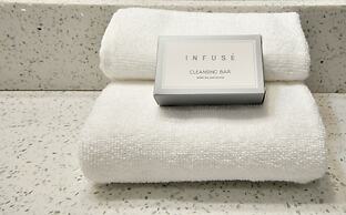 Artrageous on the river By RocketStay