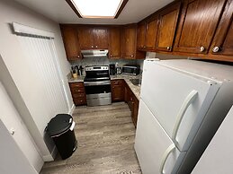 Artrageous on the river By RocketStay