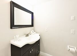 Artrageous on the river By RocketStay