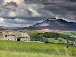 Linton Court Coach House
