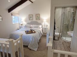 Linton Court Coach House