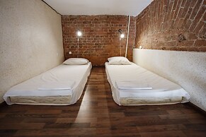 Piter Palace Gallery