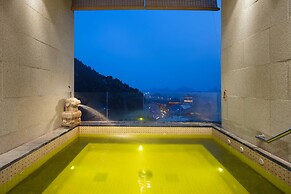 Grand Bay Hotel Beijing