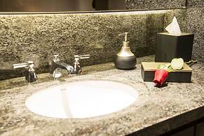Grand Bay Hotel Beijing