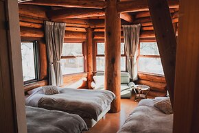 Hakuba Log Hotel Meteor