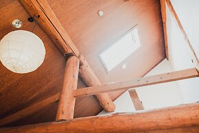 Hakuba Log Hotel Meteor