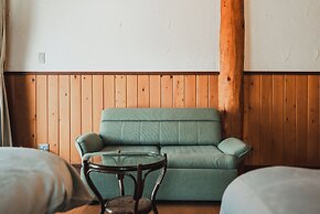 Hakuba Log Hotel Meteor