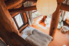 Hakuba Log Hotel Meteor