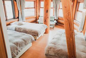 Hakuba Log Hotel Meteor