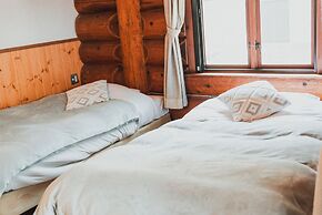 Hakuba Log Hotel Meteor