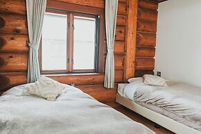 Hakuba Log Hotel Meteor