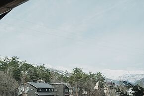 Hakuba Log Hotel Meteor