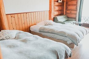 Hakuba Log Hotel Meteor