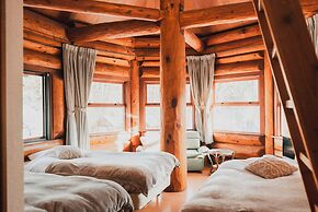 Hakuba Log Hotel Meteor