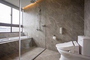 Green World NanGang Hotel