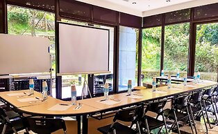 Green World NanGang Hotel