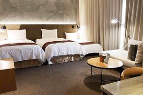 Green World NanGang Hotel