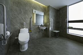 Green World NanGang Hotel