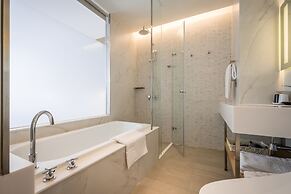 Green World NanGang Hotel