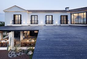 Alacati Port Ladera Hotel - Adults Only