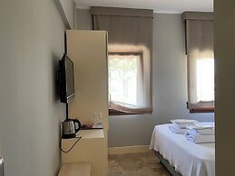 Teos Lodge Pansiyon & Restaurant