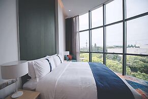 Holiday Inn Express Shanghai Songjiang Fangta by IHG