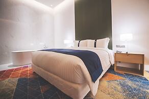 Holiday Inn Express Shanghai Songjiang Fangta by IHG