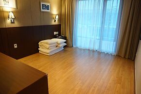 Ramada Jeju City Hall