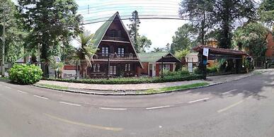 Pousada Chalé das Neves