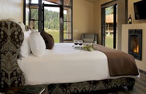 Highlands Ranch Resort