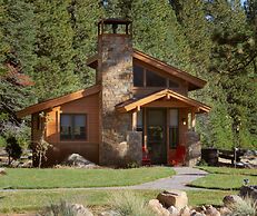 Highlands Ranch Resort