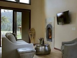 Highlands Ranch Resort