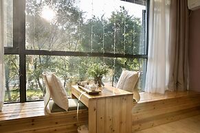 Ancient Street No.5 Youth Chic Hotel