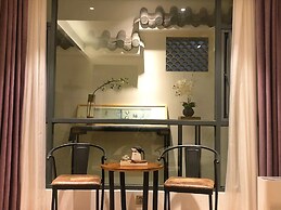 Ancient Street No.5 Youth Chic Hotel