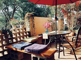 Ancient Street No.5 Youth Chic Hotel