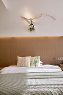 Ancient Street No.5 Youth Chic Hotel