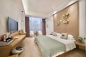 Ancient Street No.5 Youth Chic Hotel