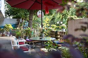 Ancient Street No.5 Youth Chic Hotel