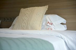 Ancient Street No.5 Youth Chic Hotel