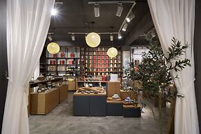 Ancient Street No.5 Youth Chic Hotel