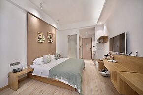 Ancient Street No.5 Youth Chic Hotel