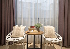 Ancient Street No.5 Youth Chic Hotel