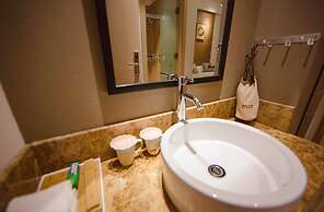 Ancient Street No.5 Youth Chic Hotel